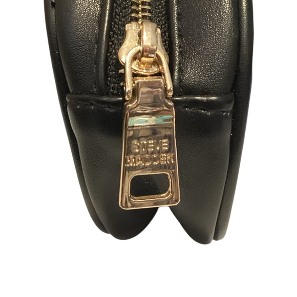 Steve Madden Black Quilted Chevron Belt Bag (no belt) - Picture 6 of 9